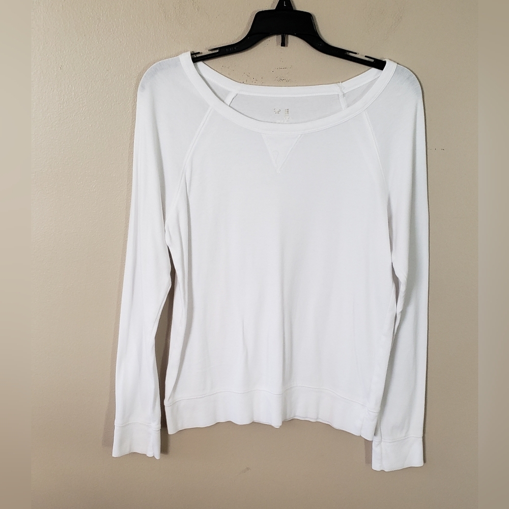 Gap Women's White Long Sleeve Lightweight Top Size Medium